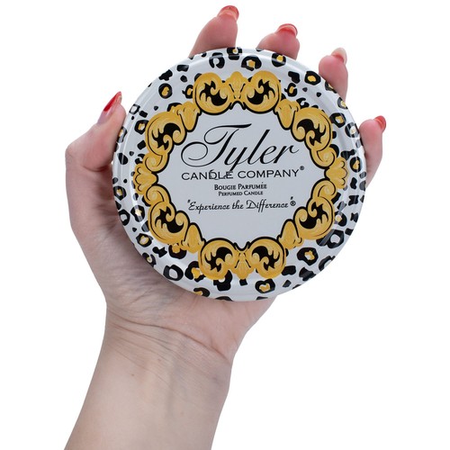 Tyler Diva Scented Candle 22 Oz - Picture 6 of 7