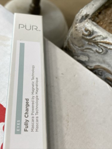 PUR Fully Charged Black Mascara Powered by Magnetic Technology 0.44 fl. oz NIB - Picture 3 of 4