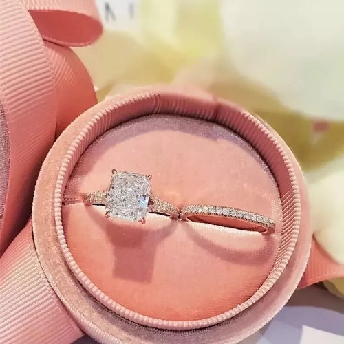 Set anelli da sposa di fidanzamento moissanite taglio radiante 3,00 CTW placcati oro rosa 14 carati - Foto 8 di 9