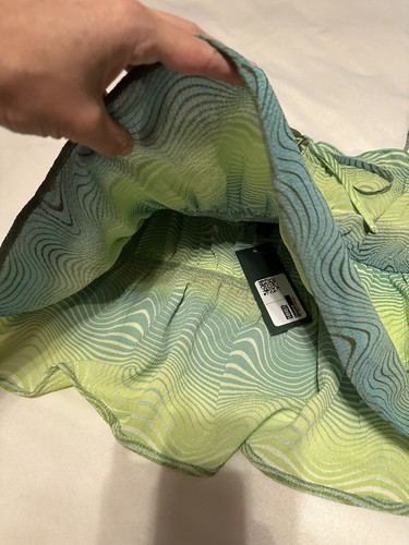 Wild Fable Line Green Groovy Pattern Crop Blouse Women’s Size XL NWT - Picture 3 of 8