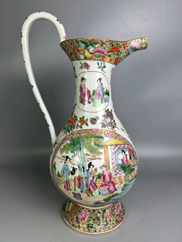 Beautiful chinese porcelain gilded rose medallion of milk pot - Bild 1 von 11