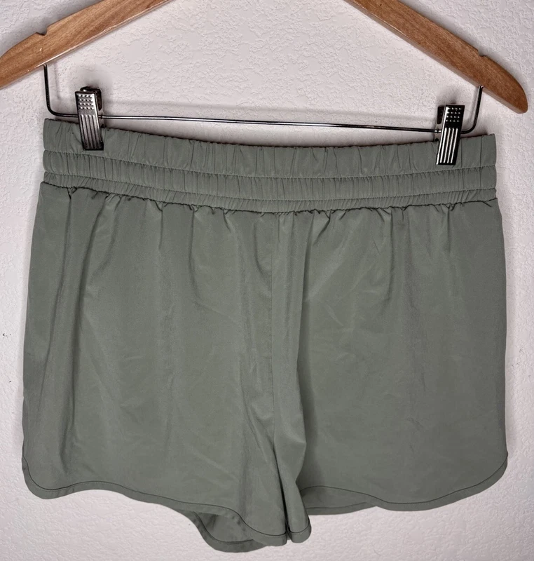 beyond-yoga stretch woven in stride lined shorts