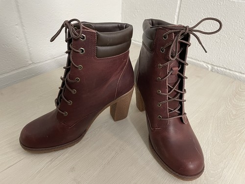 Timberland Womens Boots, Burgandy with Brown Accent, Size 8, Never Worn