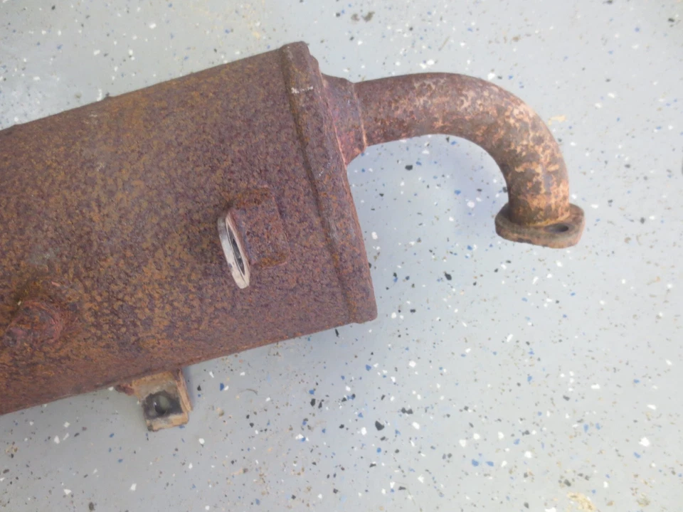 Kawasaki Mule 610 2009 4x4 UTV usado OEM tubo silenciador de escape Foto 3 de 3