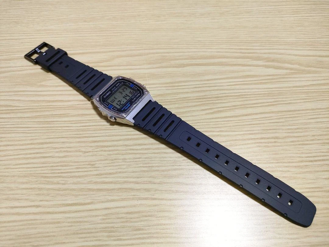 逆輸入 レア Vintage 1985年 Casio W-760 腕時計 腕時計(デジタル