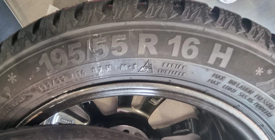 Satz Winterräder Renault Clio V PH2 195 55 R16 Semperit Original Alufelge NEU - Bild 4 von 4