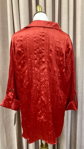RQT Women's Long Sleeve Bright Red Silky Christmas Blouse Size 2X - Picture 5 of 10