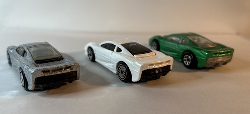 Hot Wheels (Lot Of 3) 1992 Jaguar XJ 220 Silver, Green, White - Picture 5 of 7