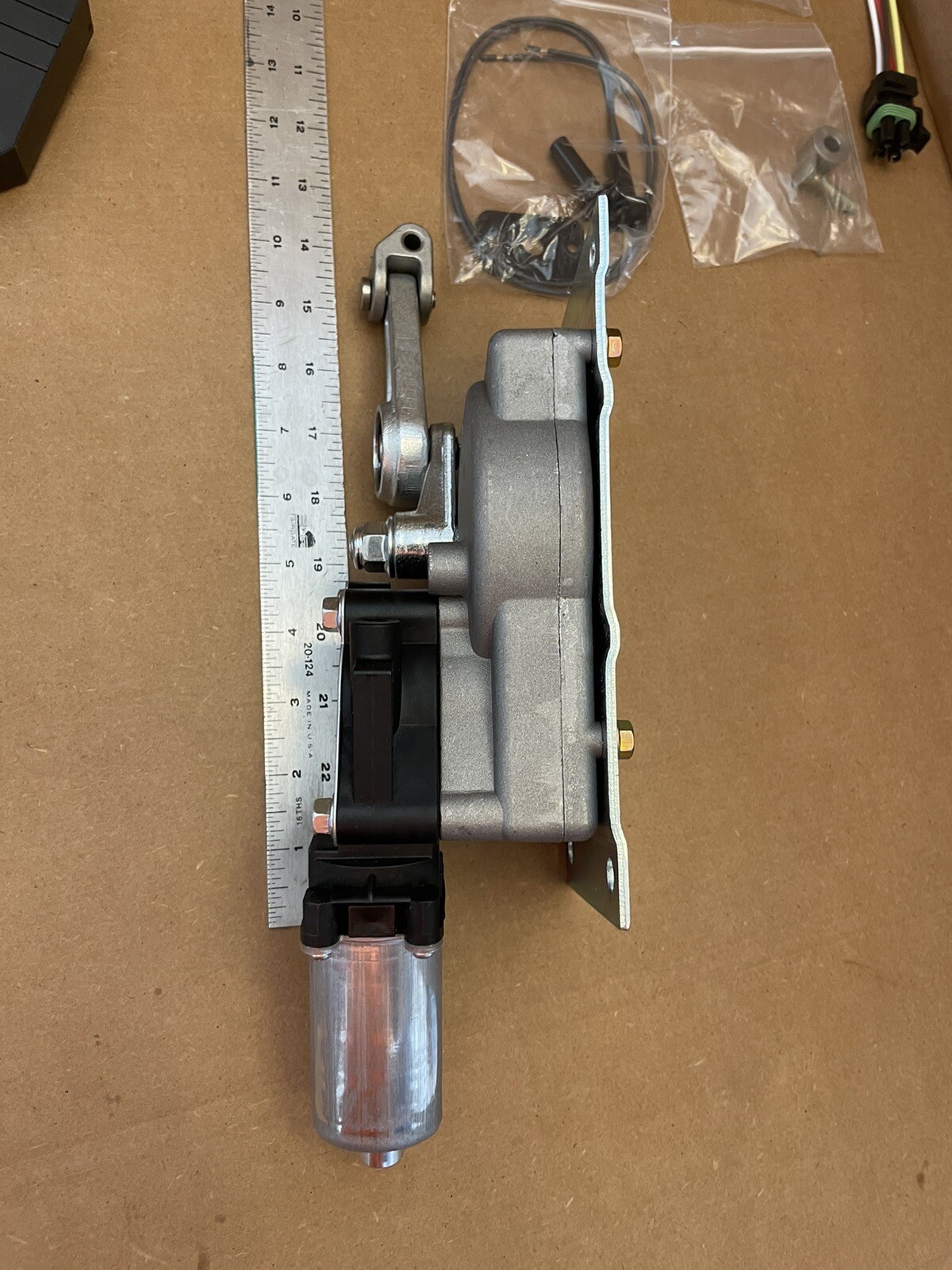 Picture 4 of 18