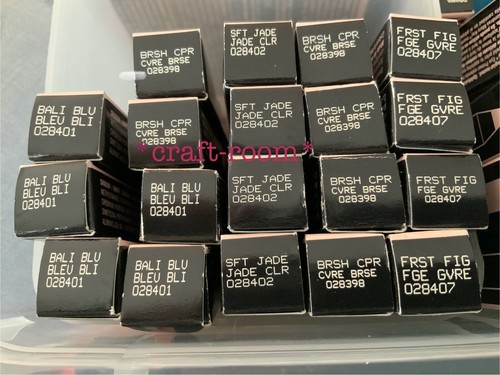 MARY KAY SHADOW & LINE EYE DUO -Bali Blue Frosted Fig, Brushed Copper, Soft Jade - Picture 3 of 5