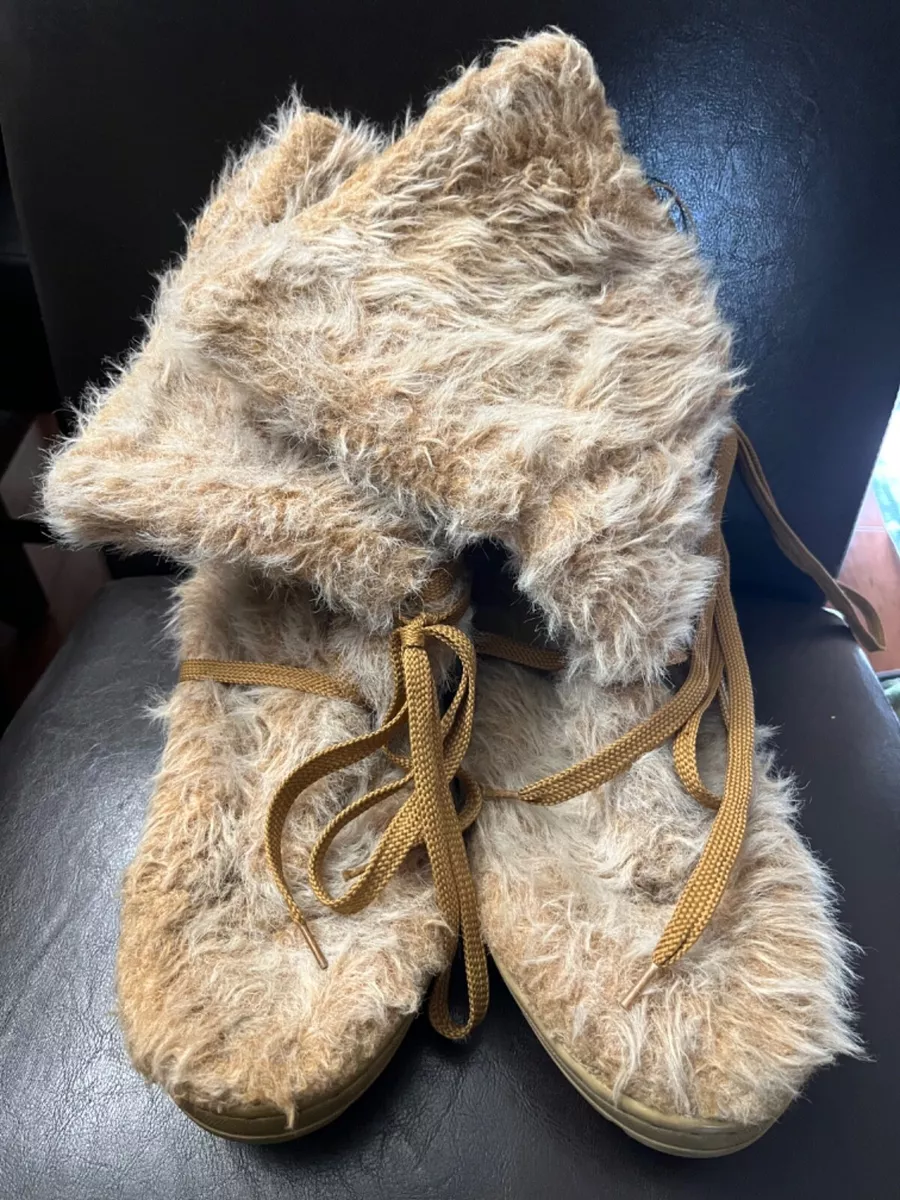 Furry boots size 11 clearance