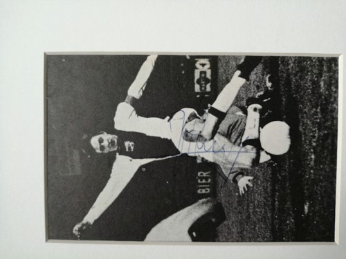 JOHAN CRUYFF AJAX HOLLAND BARCELONA FIRMADO EXPOSITOR MONTADO 17" X 9,5" CERTIFICADO DE AUTENTICIDAD AÑOS 70 - Imagen 5 de 15