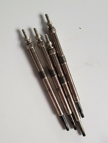 Renault Espace IV ́03 2.2 Diesel SET 4x Bujías Velas - Imagen 1 de 3