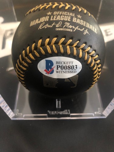 Juan Soto Autographed Black MLB Baseball Sweet Spot Signed in Gold Washington - Picture 4 of 10