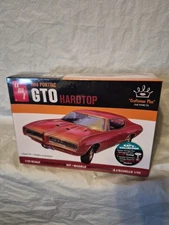 AMT Model Kit 1968 Pontiac GTO Hardtop Craftsman Plus AMT1411M Factory Sealed 