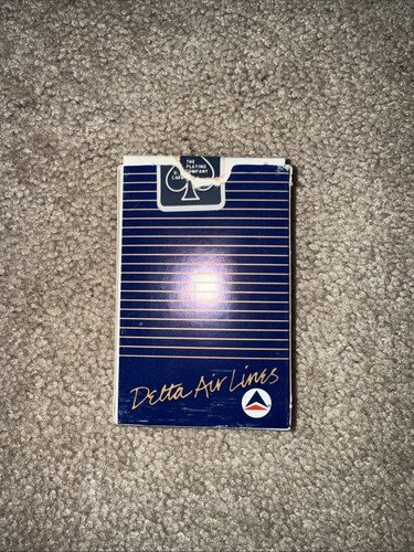 Vintage  Delta Airlines Souvenir Playing Cards -Good 54 Cards - Picture 2 of 3