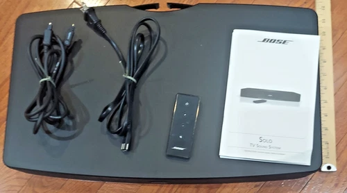 BOSE Solo TV Sound System 410376 Manuel, remote, optical cable, power cord