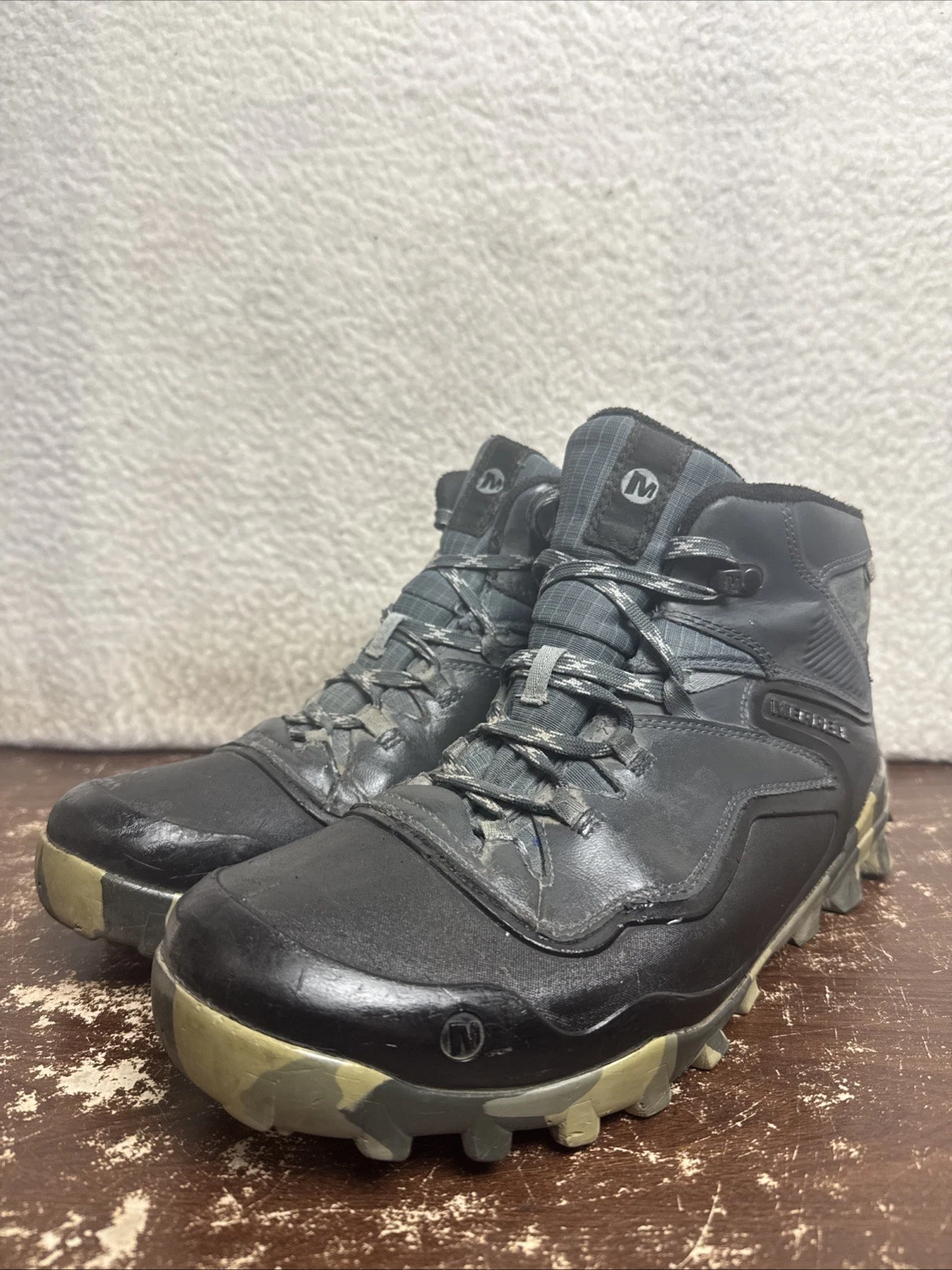 Merrell Fraxion Shell Hiking Boots Mens Size 11 Grey/Black Waterproof Mid Top
Opens in a new window