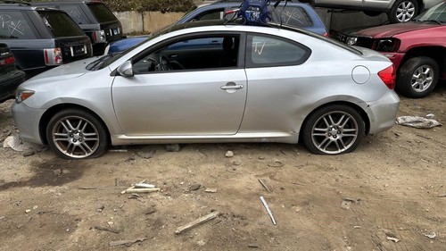 Passenger Right Front Spindle/Knuckle Fits 05-10 SCION TC 1406257 - Picture 15 of 15