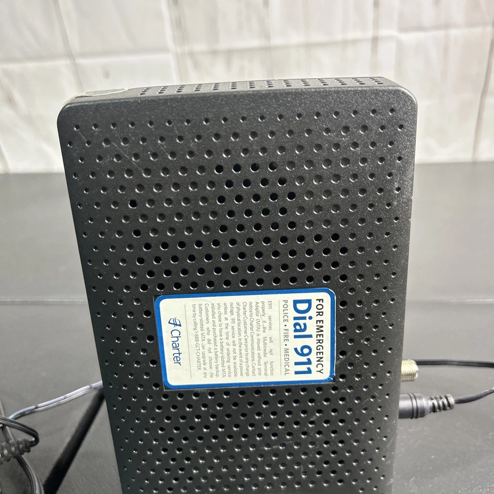 Technicolor/Cisco DPC3216 Cable Modem w/ Power cord-working-used - Image 3 of 4