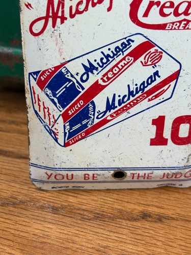 VINTAGE "MICHIGAN CREMO BREAD" METAL DOOR PUSH ADVERTISING SIGN, (6"x 3") - Picture 5 of 9