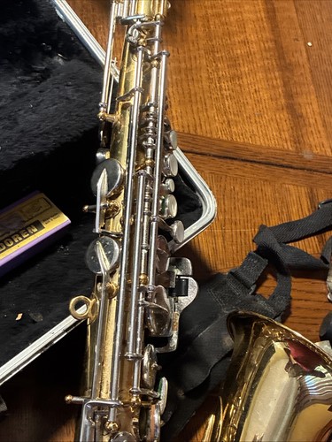 Selmer Bundy Gold Brass Musical Instrument Alto Saxophone With Hard Case - Picture 17 of 24