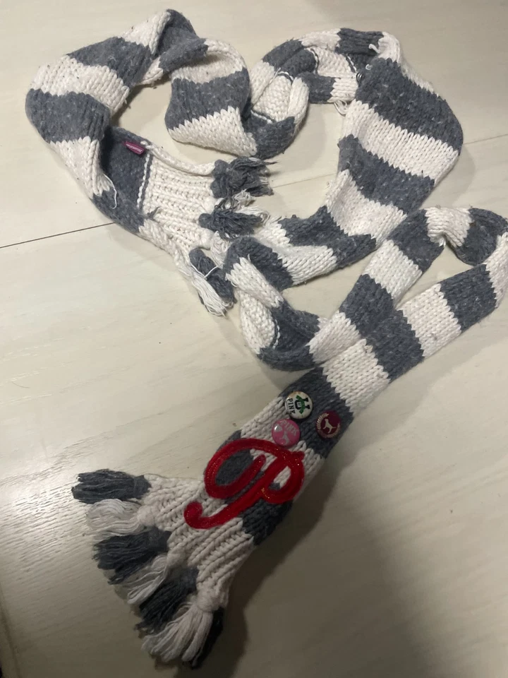 2007 - Victorias Secret RARO Rosa Algodón Angora Bufanda Con Botones Foto 4 de 4