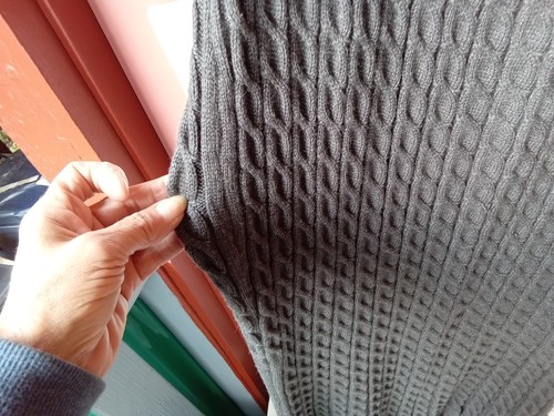 WOMENS DARK GREY LONG KNITTED SWEATER SKIRT W-FLARE RUFFLE BOTTOM SIZE LARGE - Picture 9 of 9