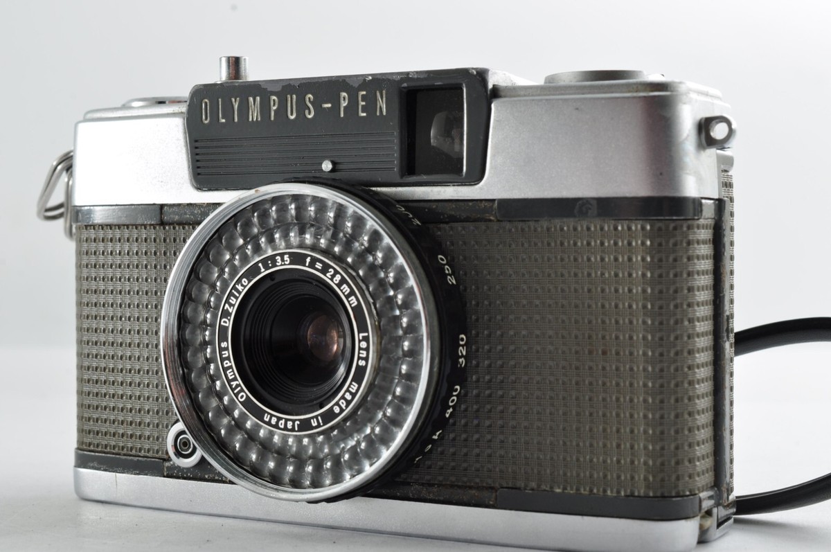 Olympus PEN　EE-2 Olympus PEN EE-2 Review - Fixed Perfection? - by Alan Duncan