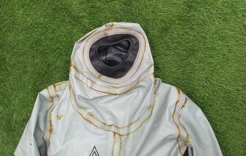 MSA Auer Chemical Protective Suit - Picture 5 of 7
