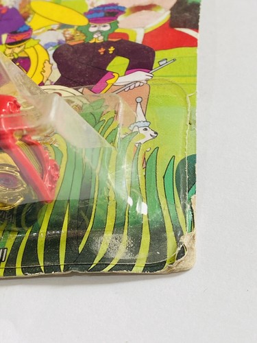 Hot Wheels The Beatles Yellow Submarine Morris Mini 4/6 - Picture 2 of 6