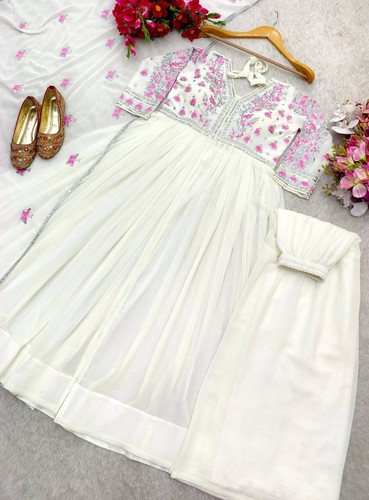 Vestido Bollywood Look Pure Georgette Blanco Palazzo Con Dupatta Para Uso Funcional - Imagen 3 de 11
