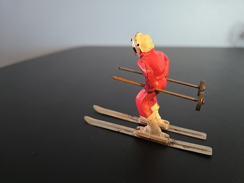 Vintage Barclay Manoil Skier Lead Winter Snow Skiing Toy Figure Female White Red - Picture 7 of 9