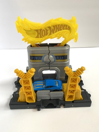 Hot Wheels City Downtown Power Plant Blast Playset With 1 Toy Car - Picture 3 of 10