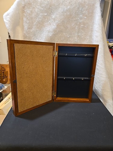 Marine Knots Shadow Box & Key Rack Showing Different Types Of Rigging Knots - Picture 8 of 15
