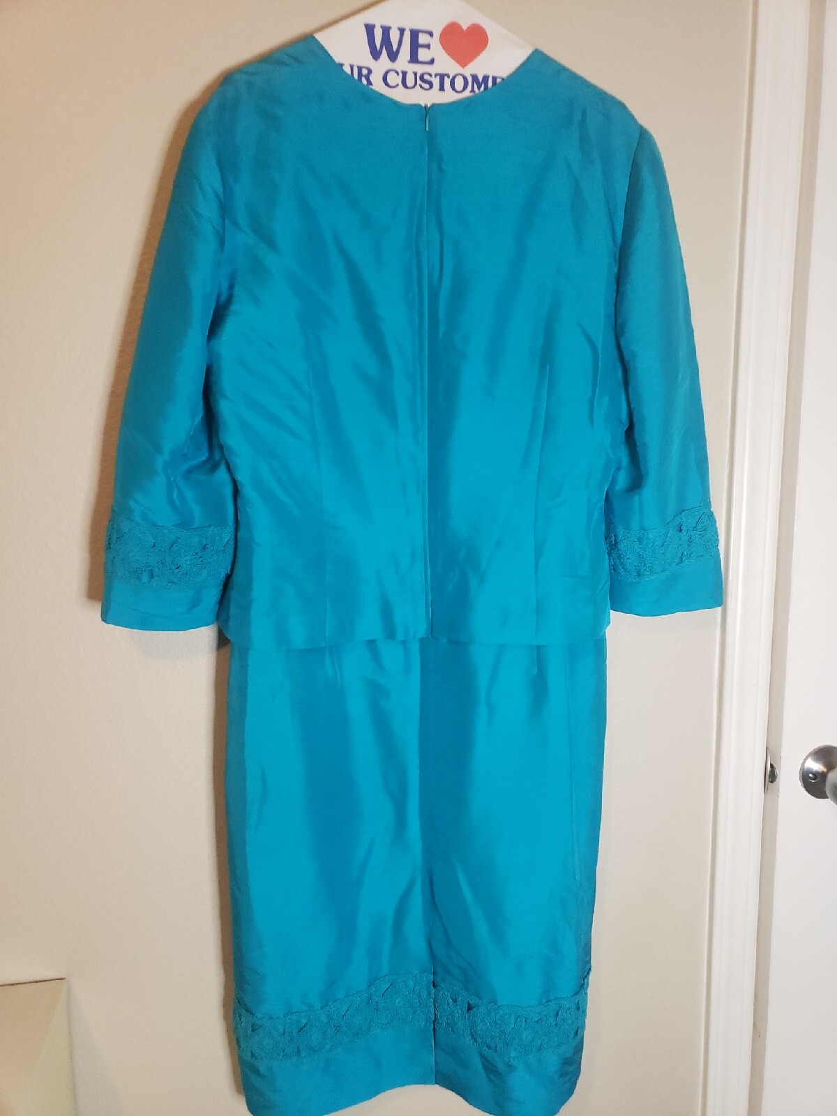 Picture 3 of 6