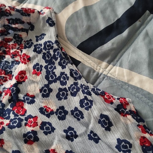 LIZ CLAIBORNE TOP SLEEVELESS TANK Blue/ Red/ White SIZE L - Picture 9 of 11