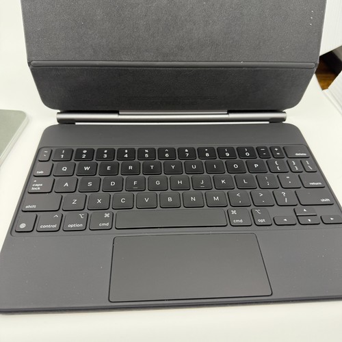 Apple iPad Pro 11 Inch 3rd Gen 128 GB WiFi Magic Keyboard Pencil Space Gray 2377 - Picture 17 of 17