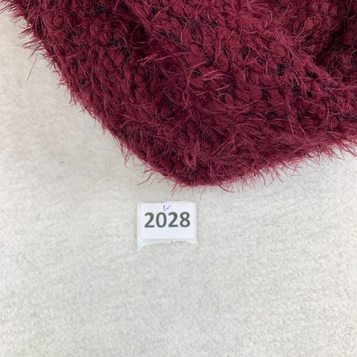 Calvin Klein Boucle Infinity Loop Scarf Women Burgundy Soft Knit Poly - Picture 9 of 9