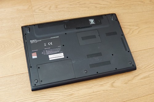 MASSIVE Sony VAIO SVE17 17.3" Laptop Core i7 AMD RADEON 8GB RAM 128GB SSD BluRay - Picture 8 of 13