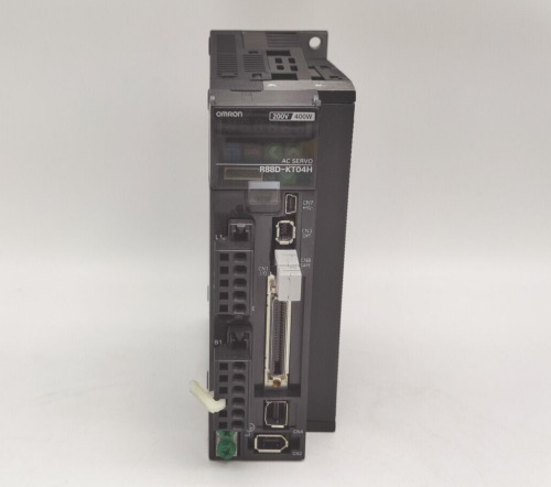 Servoconductor de CA Omron R88D-KT04H retirado de la máquina operativa JP - Imagen 1 de 2