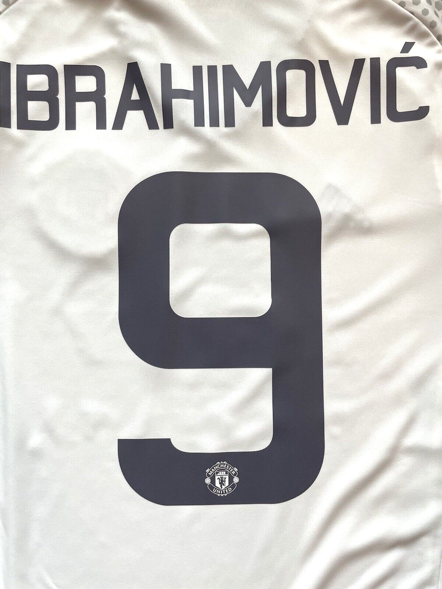 16-17Manchester United IBRAHIMOVIĆ 9番　 M 2016/17 Manchester United Third Jersey #9 Ibrahimovic Small