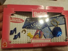 Barbie Fashion Avenue Accessories Barbie Pink 20963 Blue & Gold 