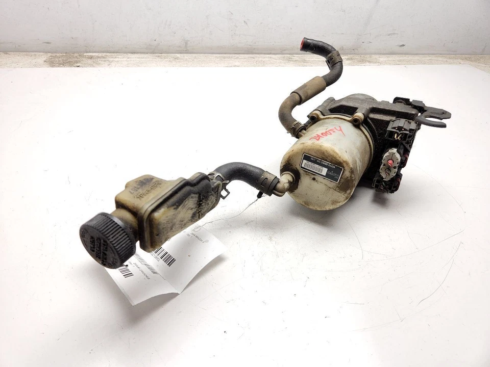 Bomba de dirección asistida Mazda 3 2004 2005 montada en marco eléctrico OEM BP4L32600 Foto 3 de 4