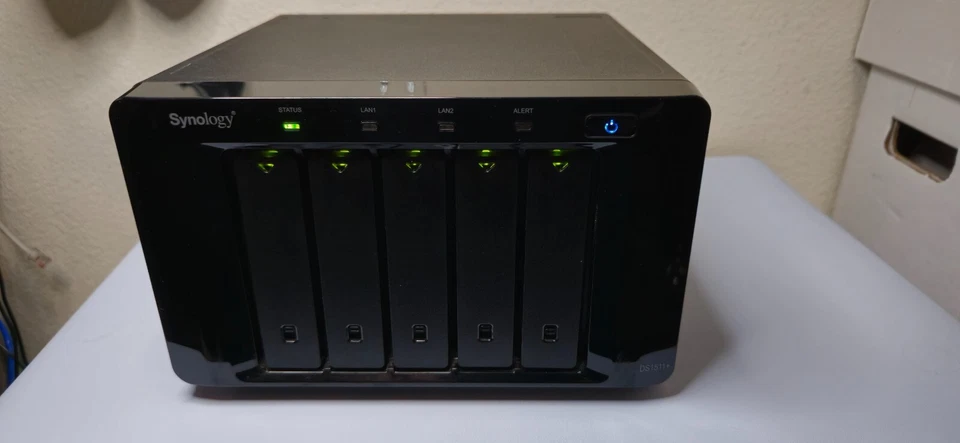 Synology DiskStation DS1511+ with additional DX510 shelf and WD 2TB Pro drives! - Image 2 of 4