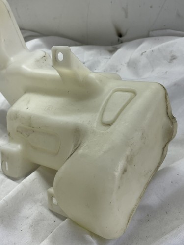 2011 - 2015 CHEVY CHEVROLET VOLT WINDSHIELD WASHER TANK RESERVOIR- 20988414 OEM - Picture 6 of 10