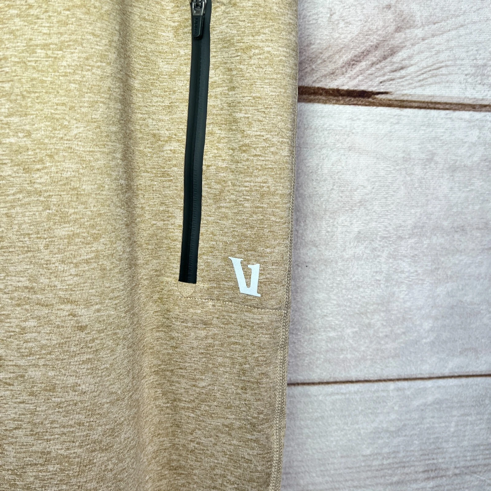 vuori sunday performance jogger athletic sweatpants