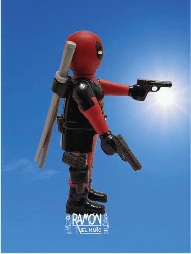 Custom Playmobil Deadpool figura superhéroe rojo y negro con pistolas y katanas - Bild 4 von 5