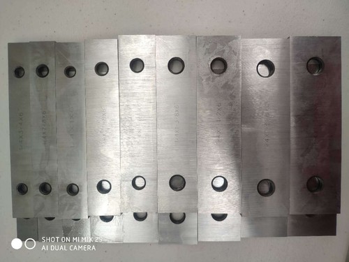 1/4" Steel Parallel Set 9 Pair, 1/4" x 6" x (3/4" - 1-3/4) by 1/4" 0.0002" - Picture 2 of 12