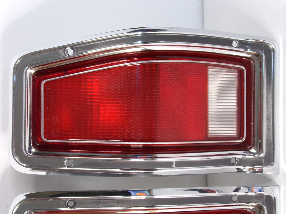 Par de luces traseras Dodge Aspen Wagon 1978 1979 1980 OEM 3881116 3881117 78 79 80 Foto 3 de 4